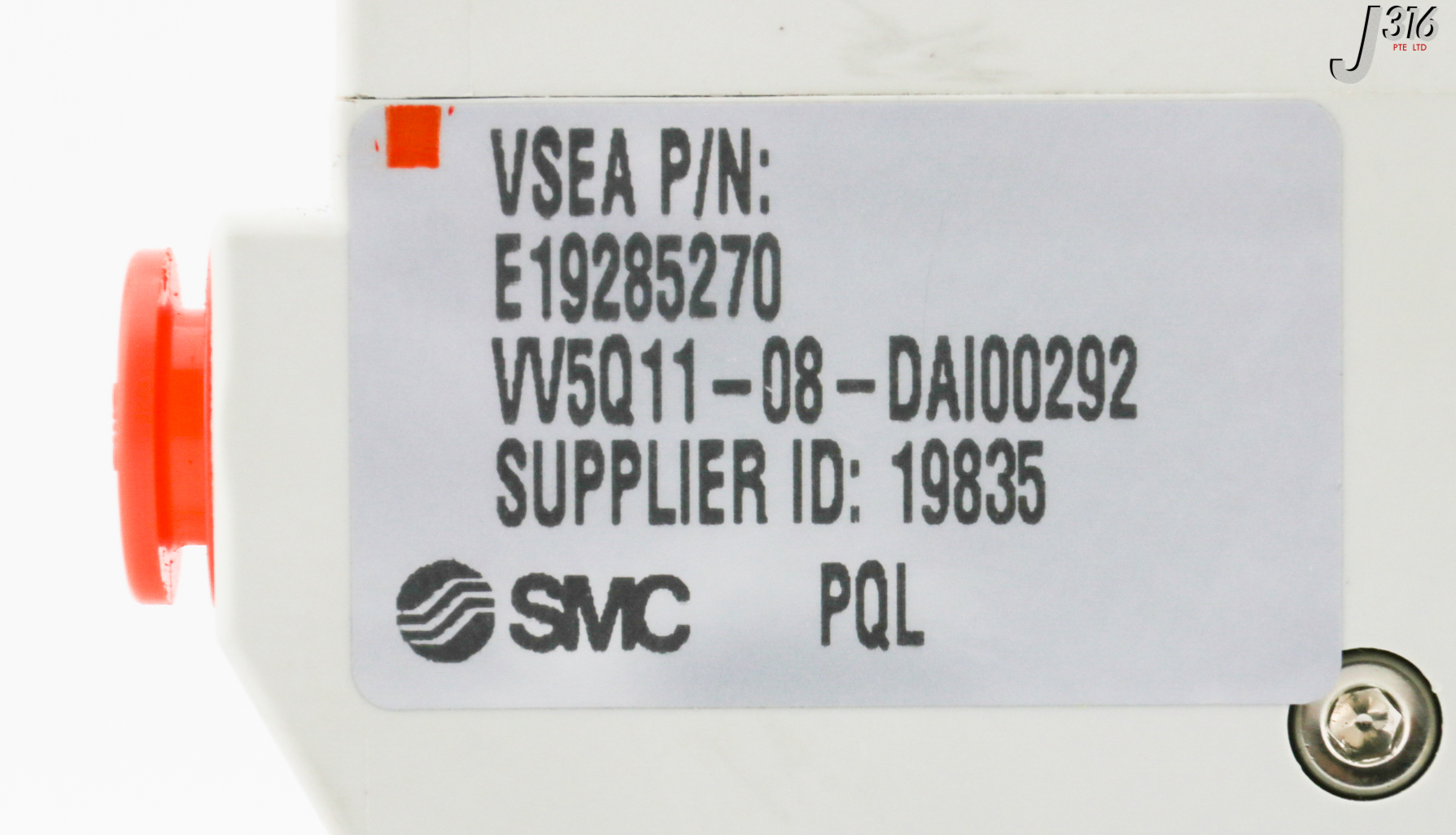 32270 SMC 8 SLOTS PNEUMATIC MANIFOLD VV5Q11-08-DAI00292 | eBay
